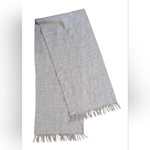 NWOT Alpaca Scarf Gray By Clisa Peru 54"